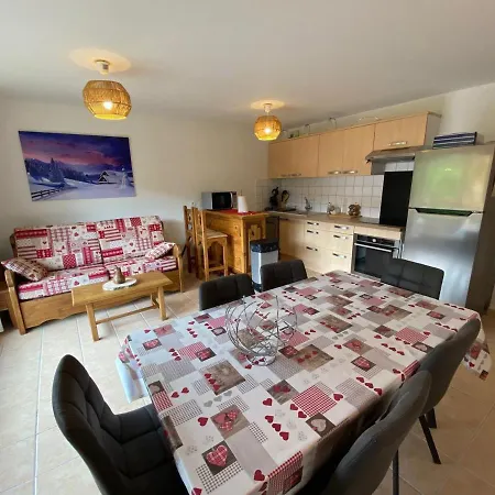 T2 + Avec Balcon Oriente Sud A Saint-jean-de-sixt, Proche De La Clusaz - Fr-1-459-209 Apartment Saint-Jean-de-Sixt